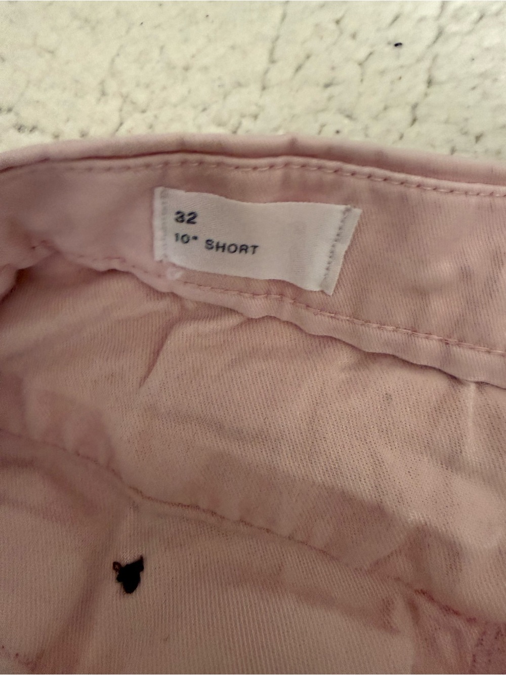 Gap Mens Pink Shorts - 10" Short